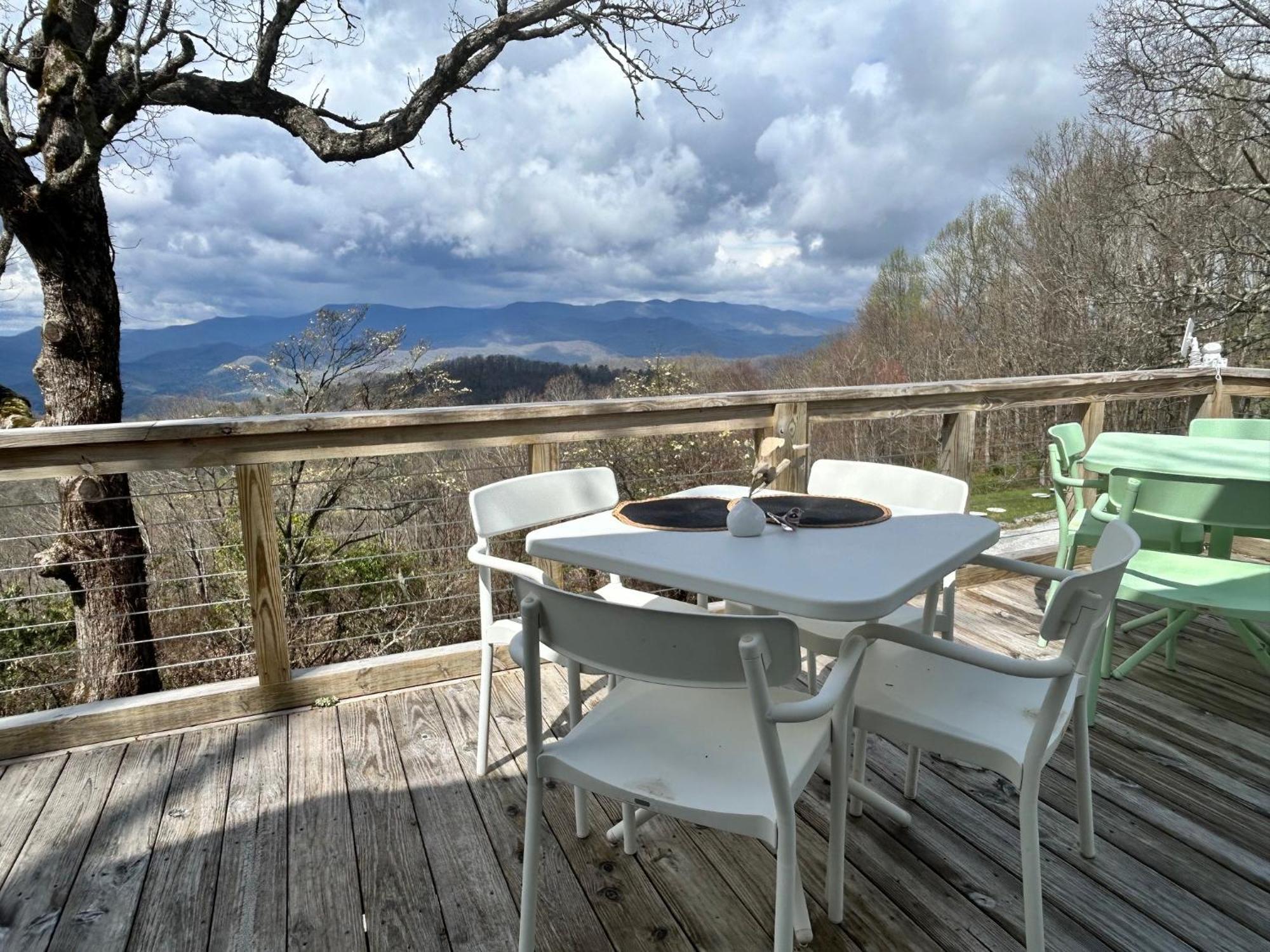 Fire Mountain Hotel Highlands Bagian luar foto